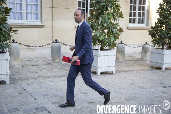 Le gouvernement présente le contenu des ordonnances sur la réforme du droit du travail aux organisations syndicales