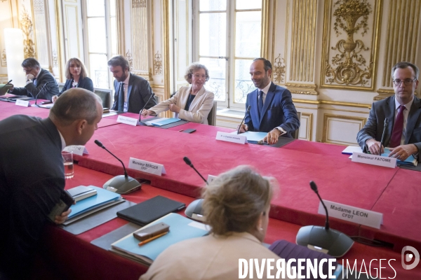 Le gouvernement présente le contenu des ordonnances sur la réforme du droit du travail aux organisations syndicales