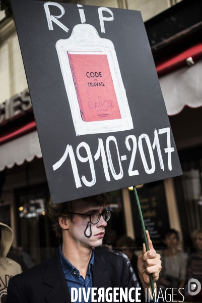 Manifestation contre la réforme du code du travail par ordonnances.