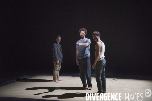 Haute Surveillance - Genet - Gourmelon - Studio-Theatre - Comedie-Francaise