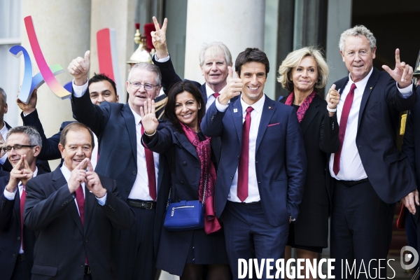 Les acteurs victorieux de la candidature de Paris aux Jeux Olympiques 2024 reçus à l Elysée.