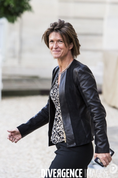 Les acteurs victorieux de la candidature de Paris aux Jeux Olympiques 2024 reçus à l Elysée.