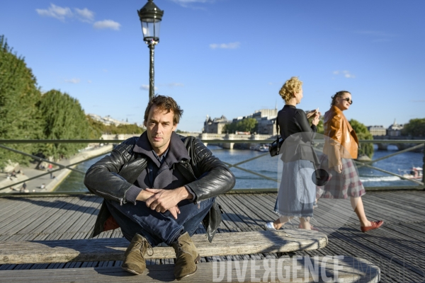 Emmanuel Noblet sur le Pont des Arts à Paris
