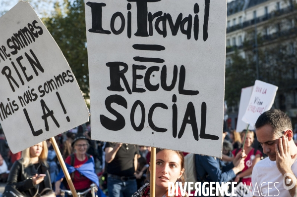 Marche contre le coup d état social