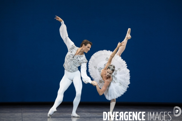 JOYAUX - DIAMANTS de George Balanchine