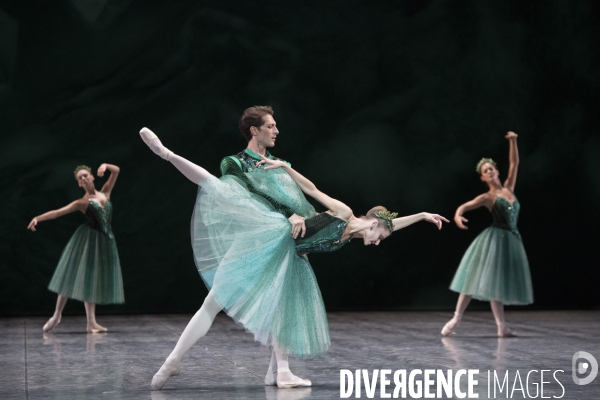 JOYAUX - EMERAUDES de George Balanchine