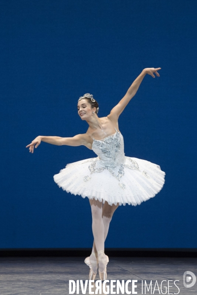 JOYAUX - DIAMANTS de George Balanchine