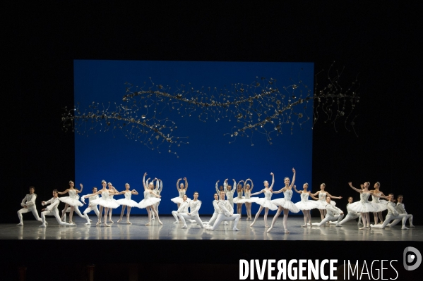 JOYAUX - DIAMANTS de George Balanchine