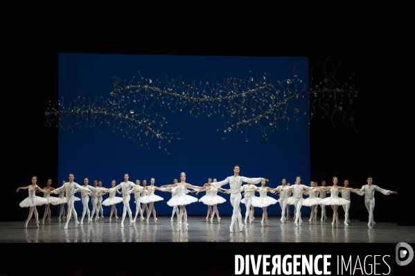 JOYAUX - DIAMANTS de George Balanchine