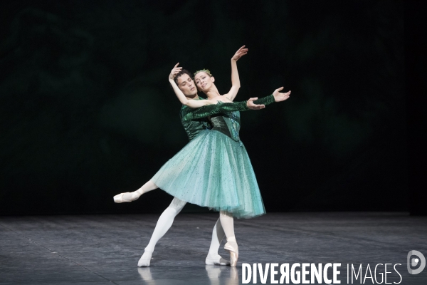 JOYAUX - EMERAUDES de George Balanchine