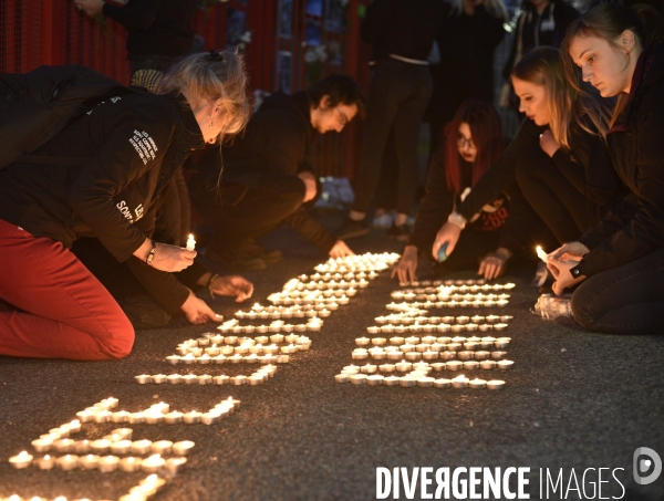 Nuit Debout devant l abattoir Guy Harang à Houdan. No slaughterhouses.