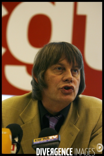 Conference de presse de la cgt a montreuil avant le debut de la greve.