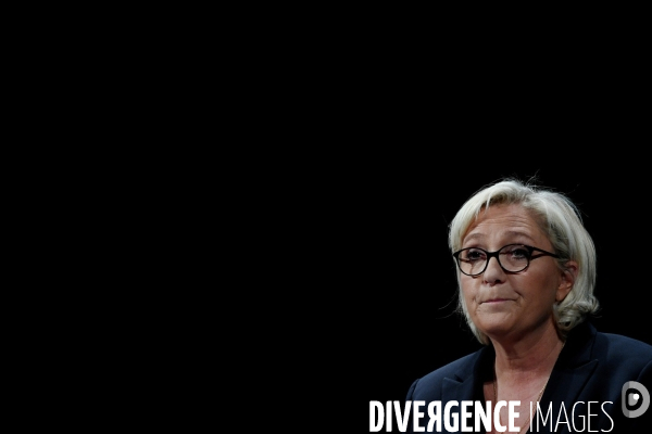 Journée des élus du front national / Marine le Pen