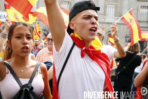 Barcelone 30-09 Manifestation Anti indépendantiste de la droite et de l extrème droite