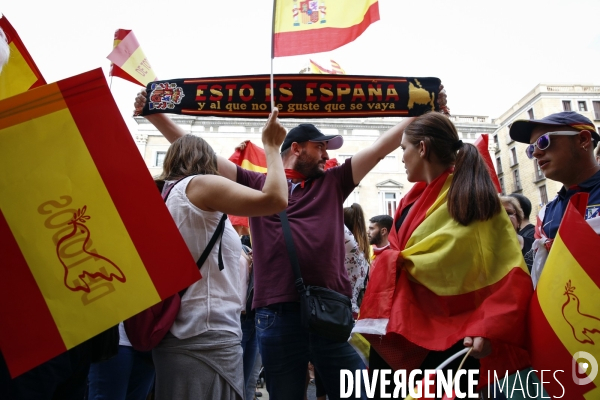 Barcelone 30-09 Manifestation Anti indépendantiste de la droite et de l extrème droite