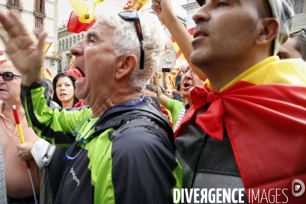 Barcelone 30-09 Manifestation Anti indépendantiste de la droite et de l extrème droite