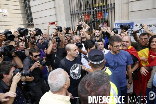 Barcelone 30-09 Manifestation Anti indépendantiste de la droite et de l extrème droite