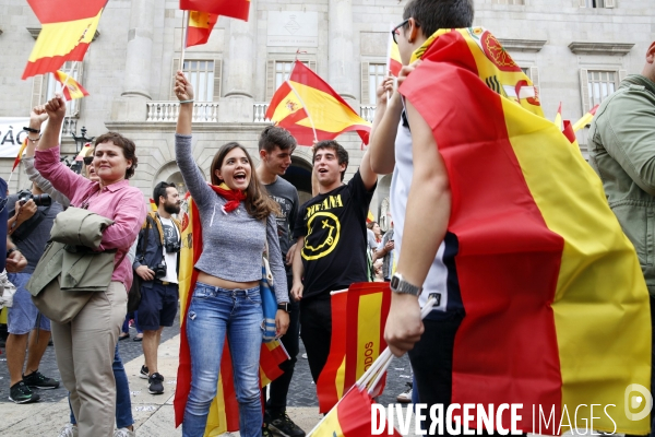 Barcelone 30-09 Manifestation Anti indépendantiste de la droite et de l extrème droite