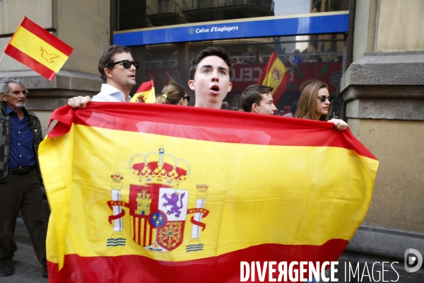 Barcelone 30-09 Manifestation Anti indépendantiste de la droite et de l extrème droite