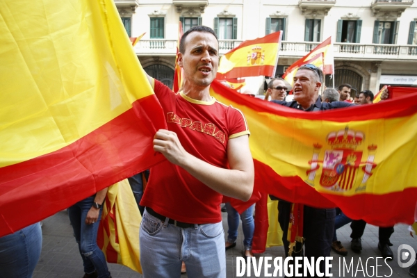 Barcelone 30-09 Manifestation Anti indépendantiste de la droite et de l extrème droite