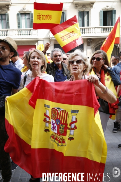 Barcelone 30-09 Manifestation Anti indépendantiste de la droite et de l extrème droite