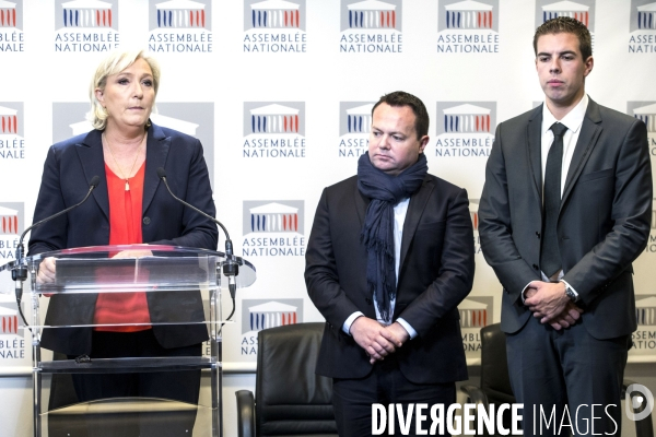 Conférence de presse de Marine LE PEN à l Assemblée Nationale.