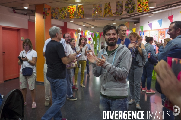 Barcelone :Ecole bureau de vote occupe