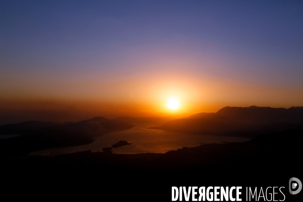 Coucher de soleil sur les Bouches de Kotor