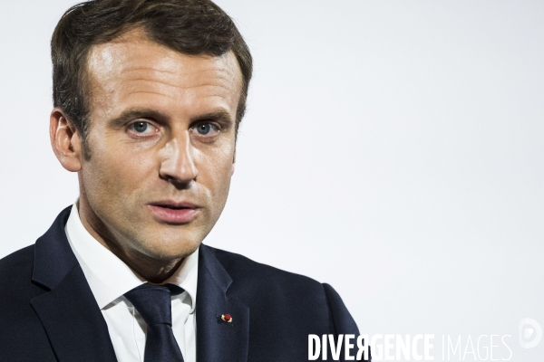 Remerciements du Président de la République Emmanuel MACRON aux forces mobilisées contre les feux de forêt et les ouragans.