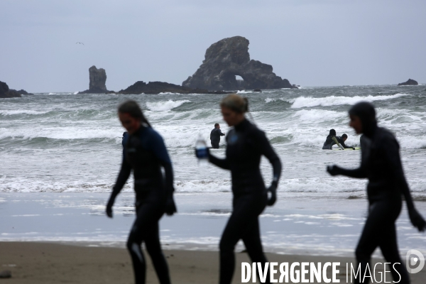 Surf à tillamook rock