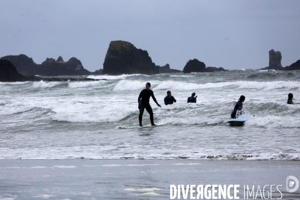 Surf à tillamook rock