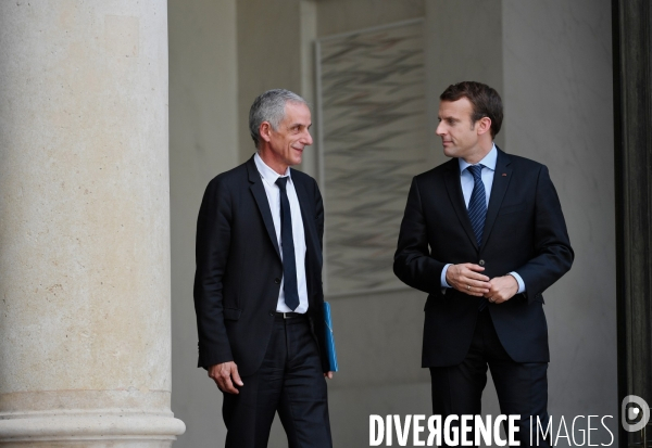 Emmanuel Macron reçoit  Jean Claude Mailly