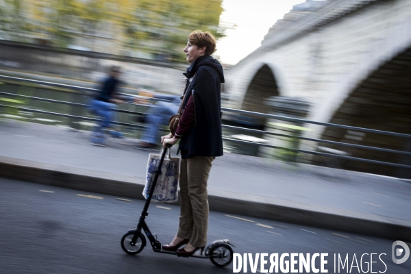 Les parisiens utilisent toutes les alternatives à la voiture pour se déplacer dans la capitale.