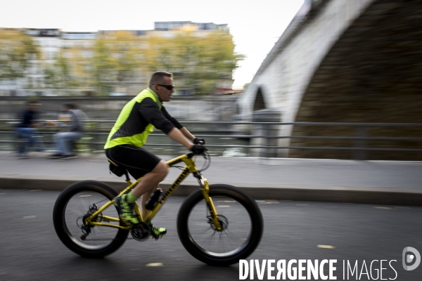 Les parisiens utilisent toutes les alternatives à la voiture pour se déplacer dans la capitale.