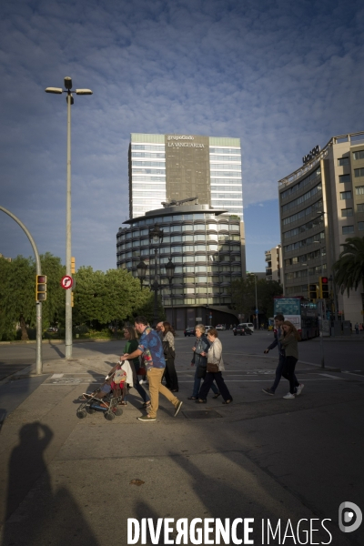 Barcelone :Pendant la crise, La vie continue