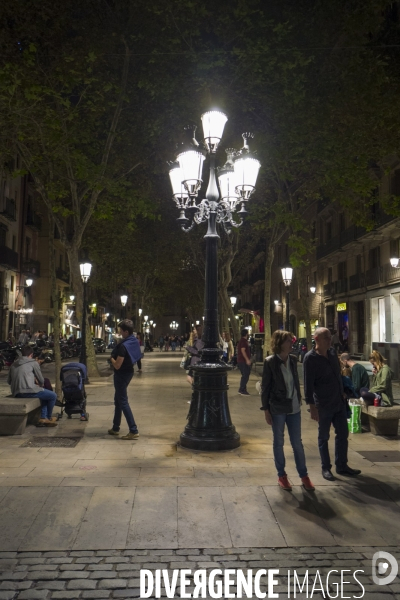 Barcelone :Pendant la crise, La vie continue