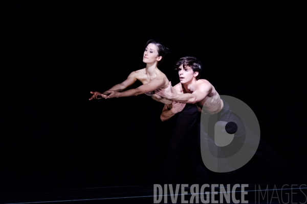 27 52  / Jirí Kylián /  Ballet de l Opéra national du Rhin