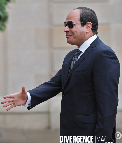 Emmanuel Macron reçoit Abdel Fattah Al Sissi