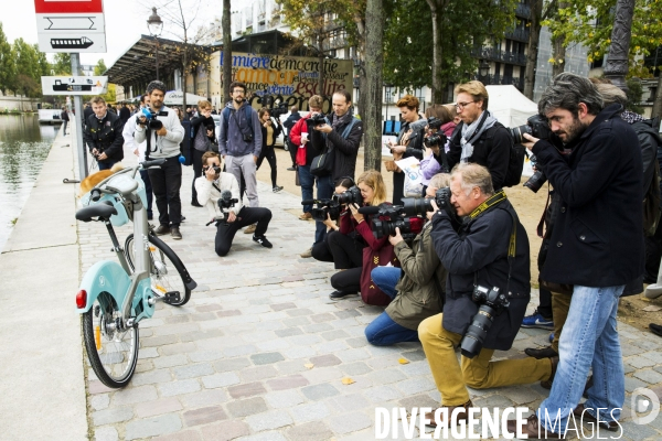 Anne Hidalgo et Patrick Ollier présentent le nouveau Velib  Métropole.