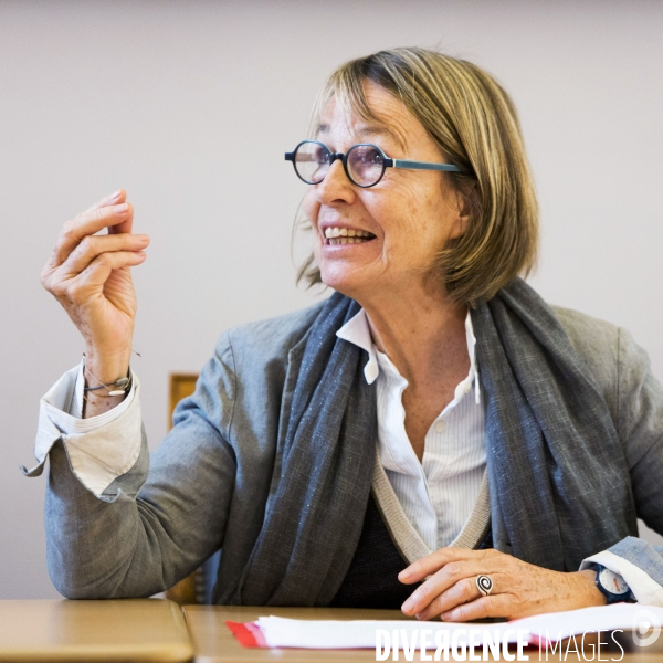 La ministre de la culture Françoise NYSSEN à l école des Beaux Arts de Paris.