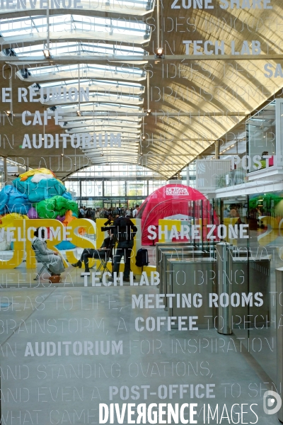 Station F, campus et plus grand incubateur de start ups au monde dans l ancienne halle ferroviaire Freyssinet
