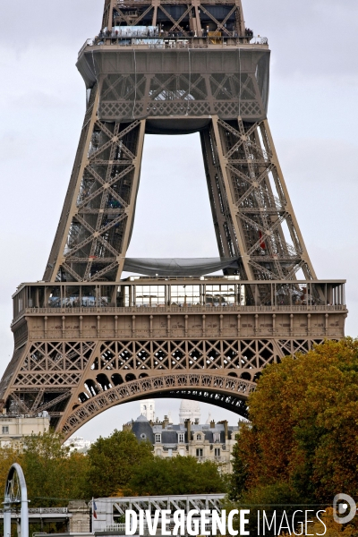 Paris et la Tour Eiffel.