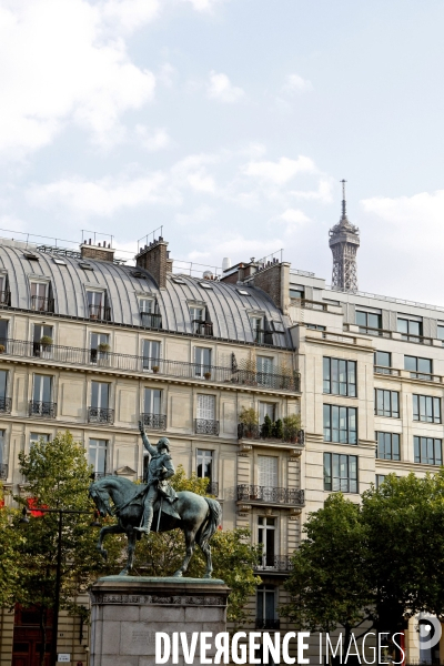 Paris et la Tour Eiffel.