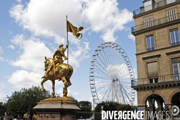 Paris et la Tour Eiffel.