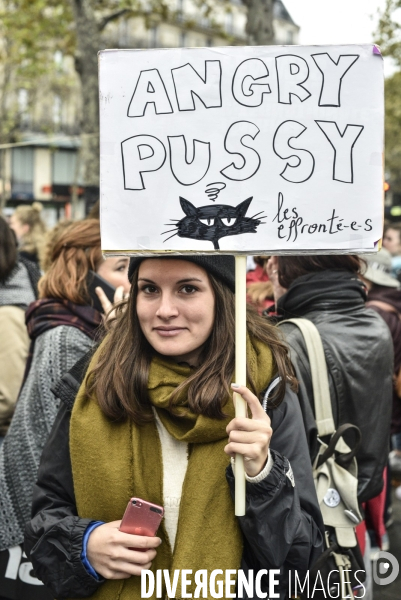 Rassemblement des femmes #MeToo dans la vraie vie, à Paris