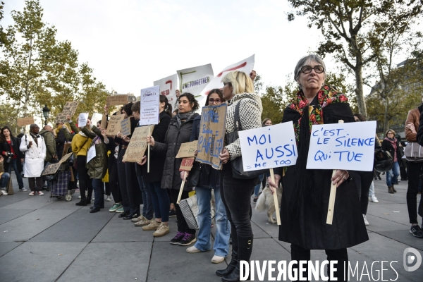 Rassemblement des femmes #MeToo dans la vraie vie, à Paris