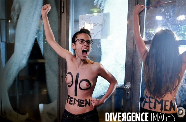 Manifestation féministe contre Roman Polanski