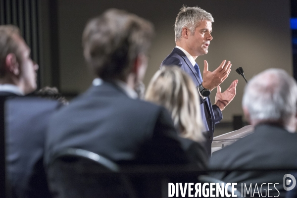 Laurent Wauquiez en campagne sur la Côte d Azur