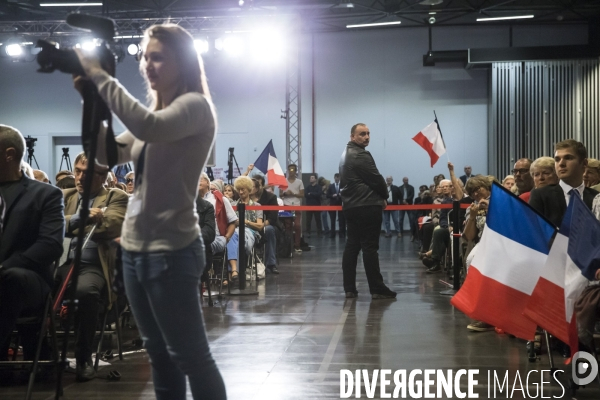 Laurent Wauquiez en campagne sur la Côte d Azur