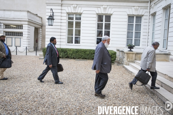 Réunion sur le référendum d autodétermination en Nouvelle-Calédonie à Matignon